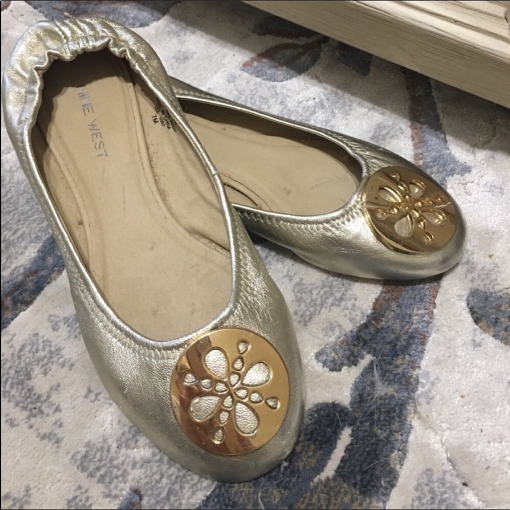 Nine west flats